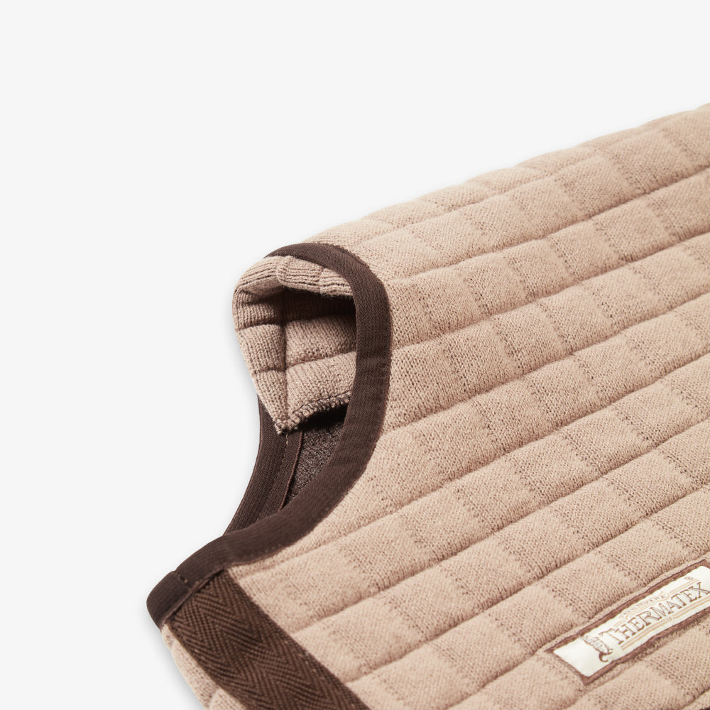 Thermatex Dog Coat in Mouse, close-up of wither pad
