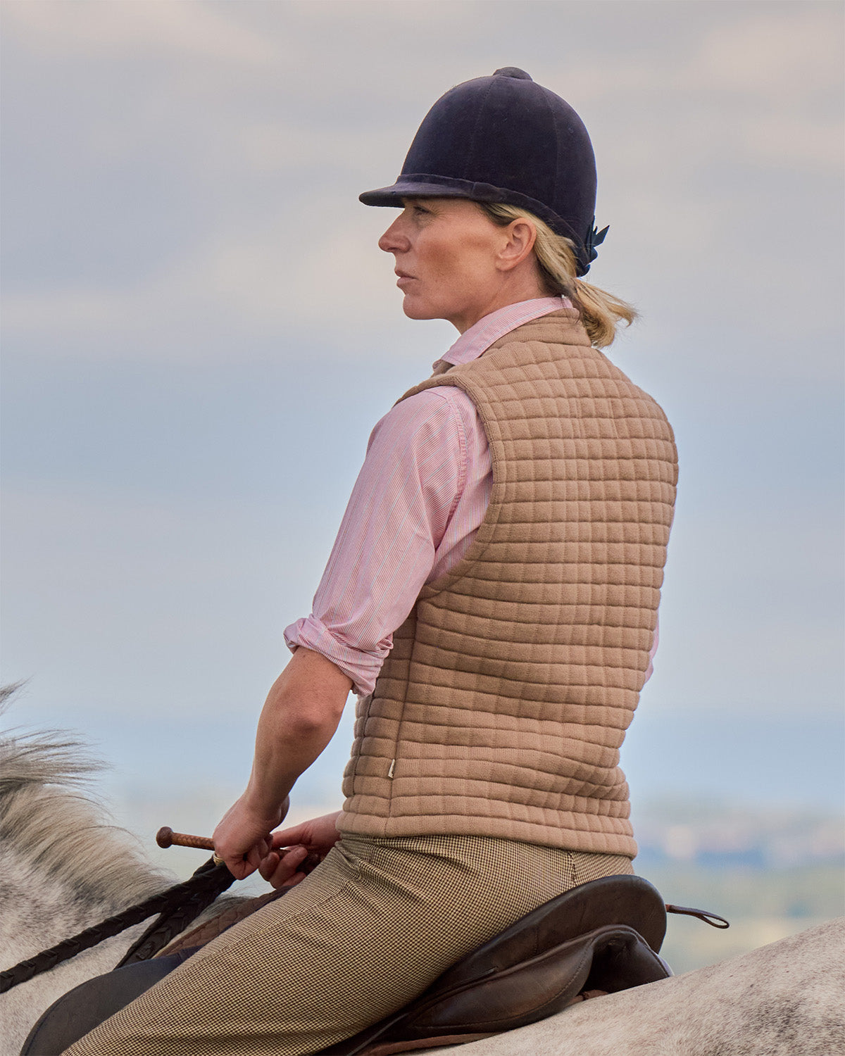Thermatex Ladies Gilet in Mouse worn outdoors